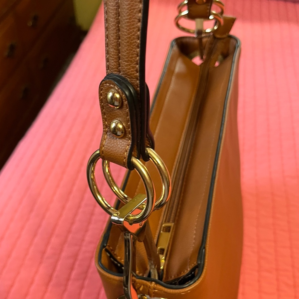 Gorgeous Chestnut Brown Vegan Leather Shoulder Tote Satchel NWOT - Picture 12 of 15